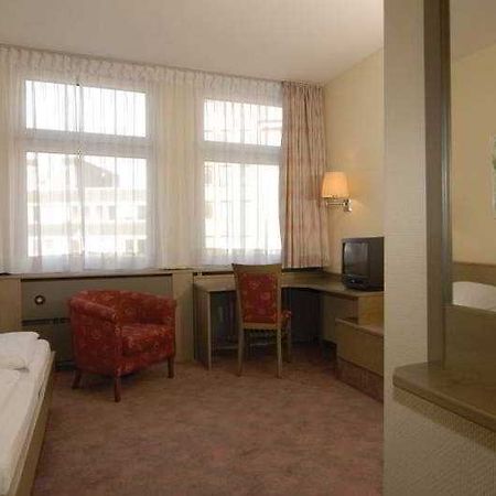 Hotel Boulevard Berlin Bagian luar foto